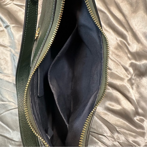 SOLD🌹Coach Teri Hobo • LIMITED EDITION Pebbled Leather WINTER GREEN Shoulder Bag - Picture 11 of 15